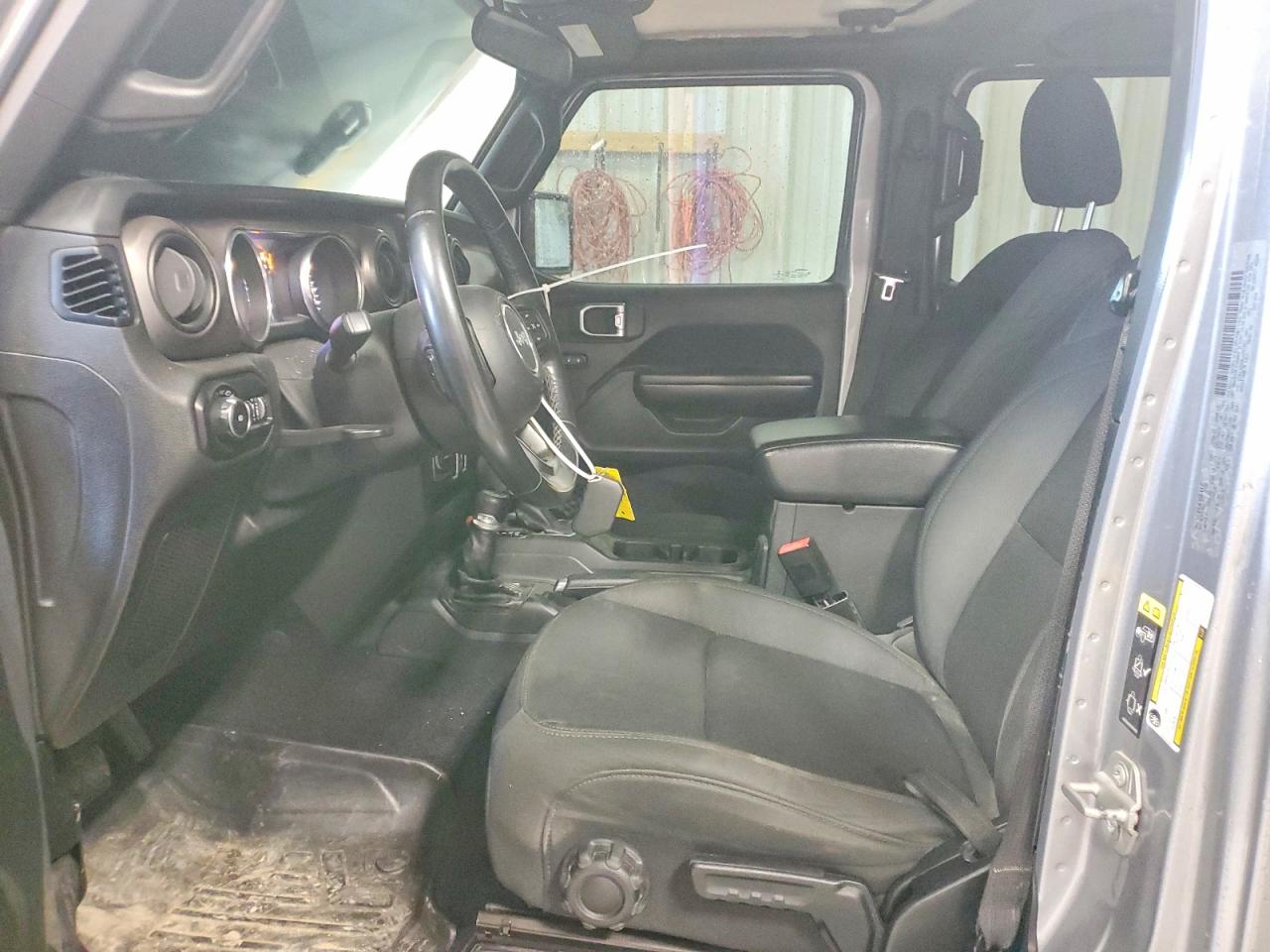 Jeep Wrangler Sport
