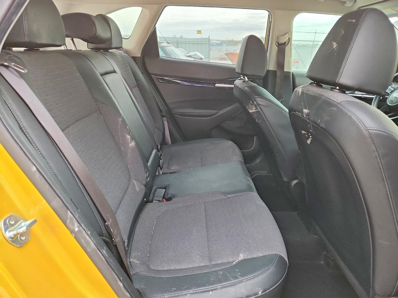 Kia Seltos S