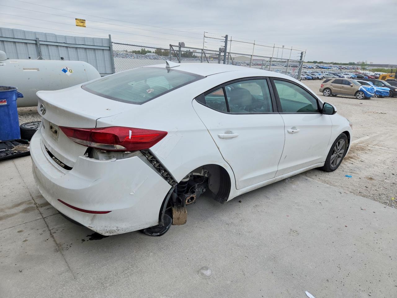 Hyundai ELANTRA Value Edition