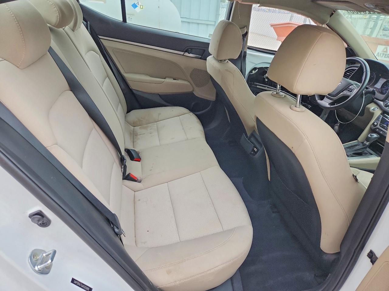 Hyundai ELANTRA Value Edition