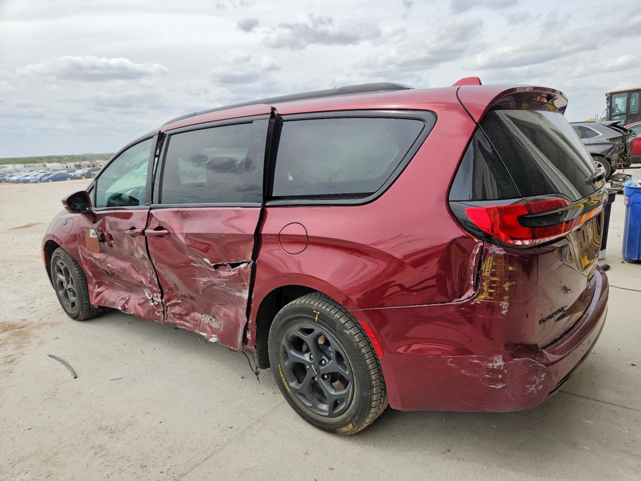 Chrysler Pacifica Hybrid Limited