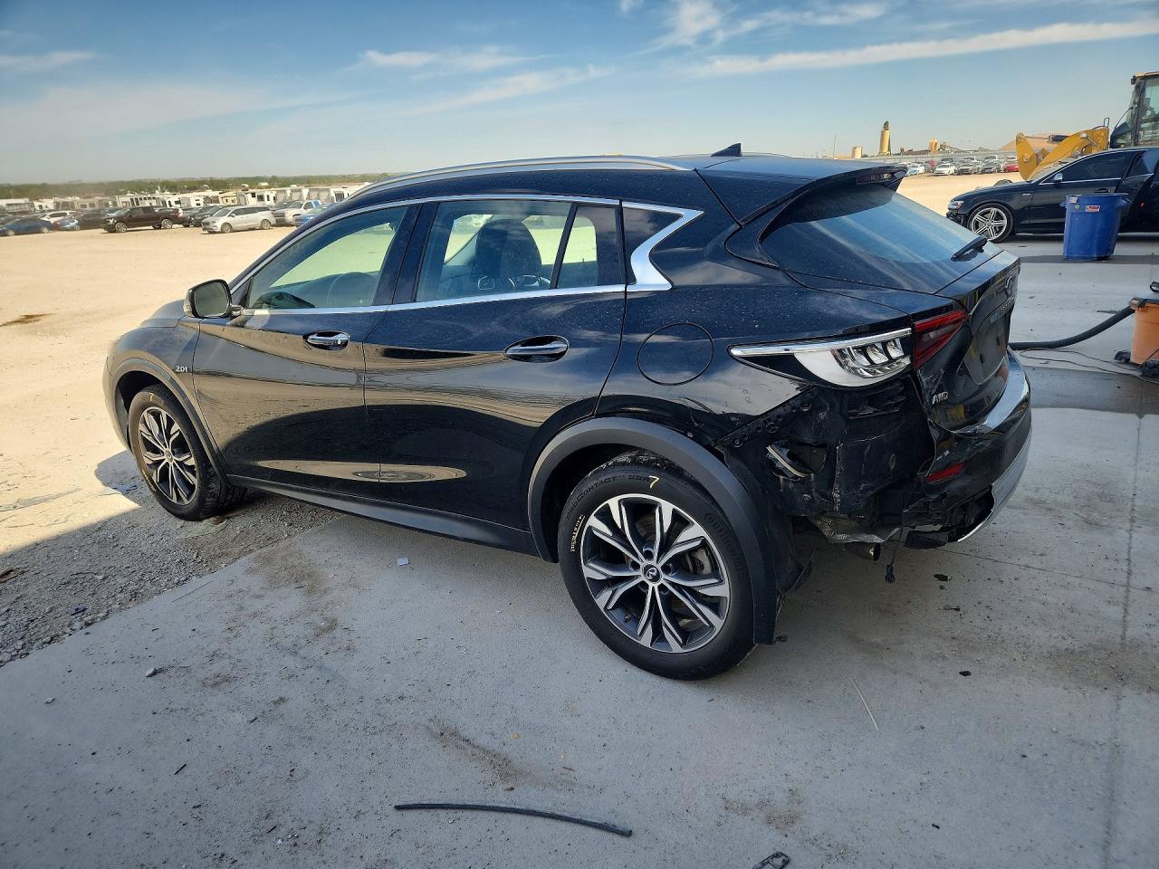 INFINITI Qx Premium