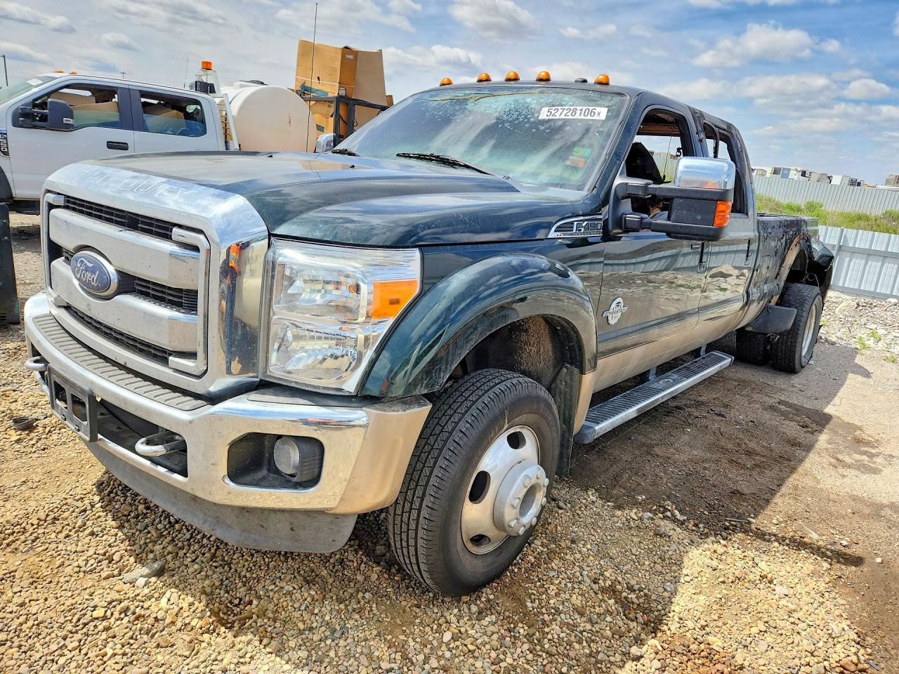 Salvage Ford F-450 Image