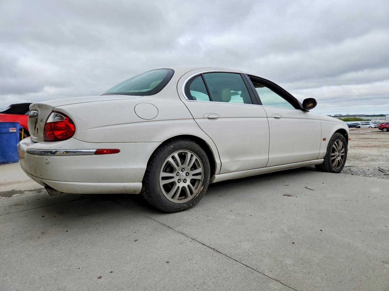 Jaguar S-Type