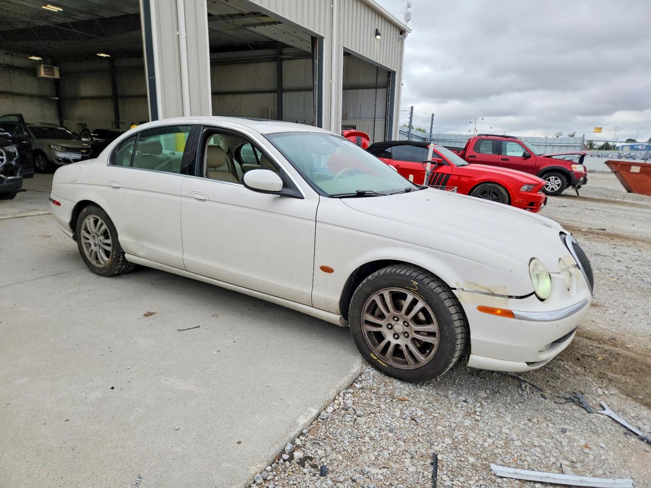 Jaguar S-Type