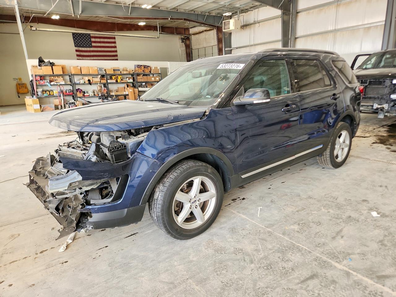 Salvage Ford Explorer Image