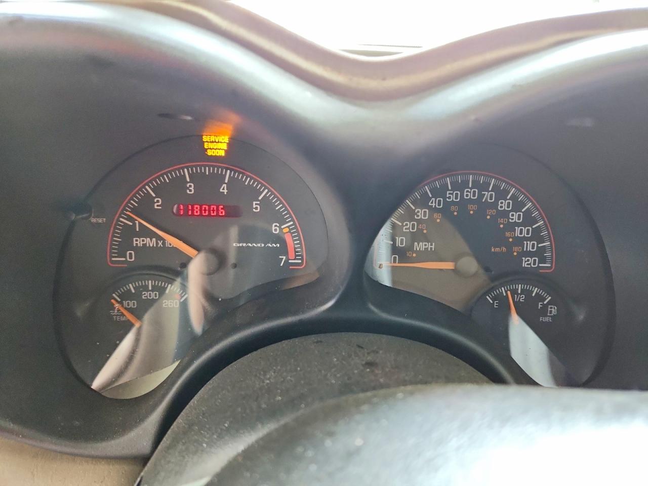 Pontiac Grandam Se1
