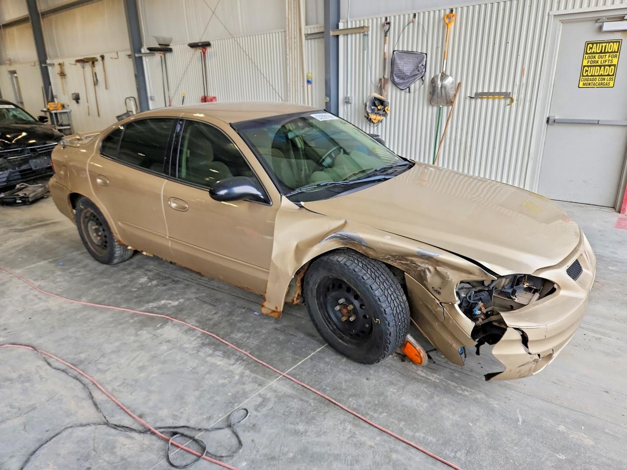 Pontiac Grandam Se1