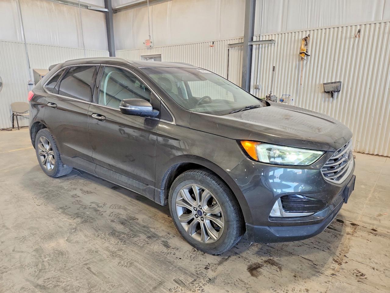 Ford Edge Titanium