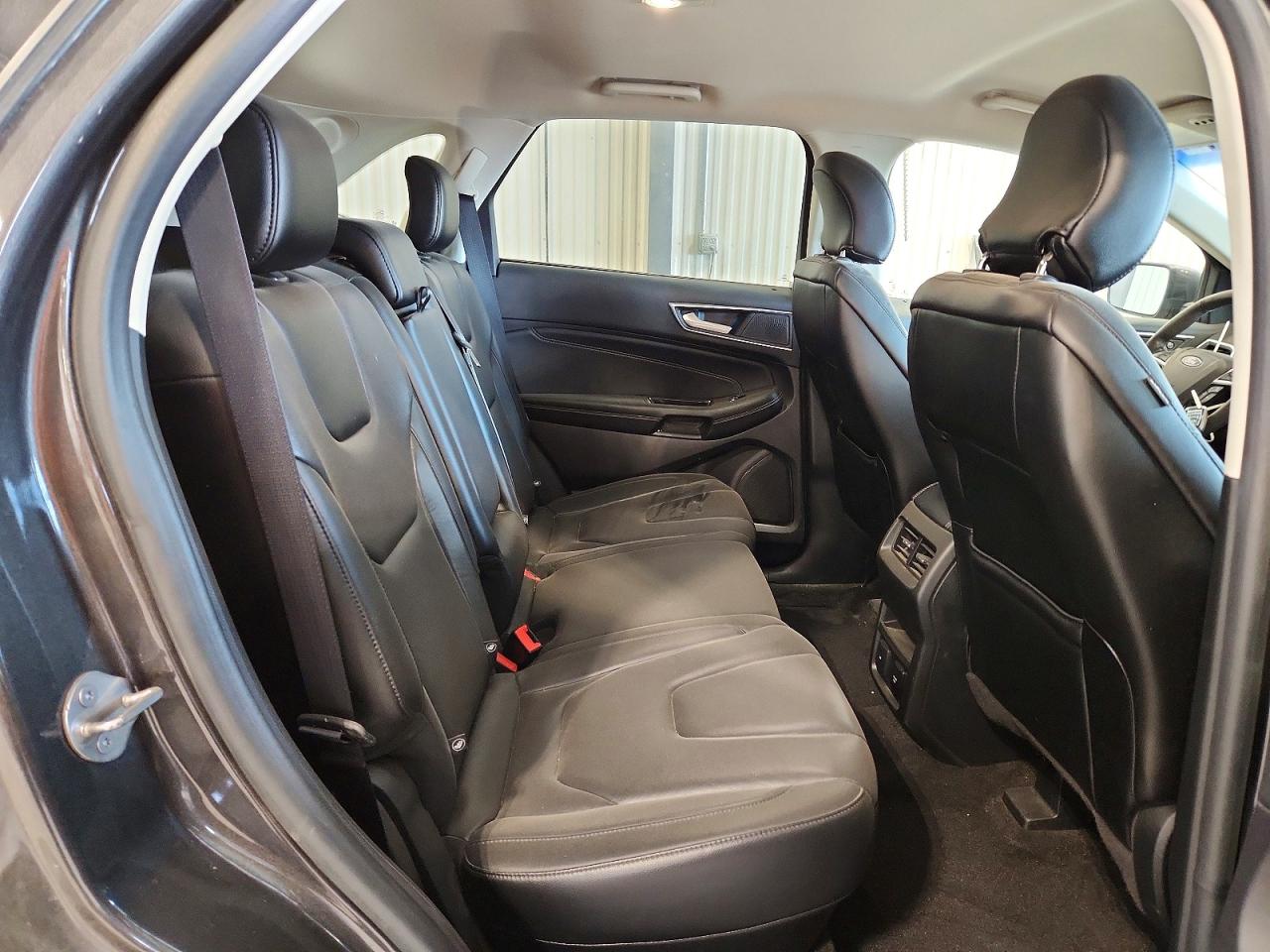 Ford Edge Titanium