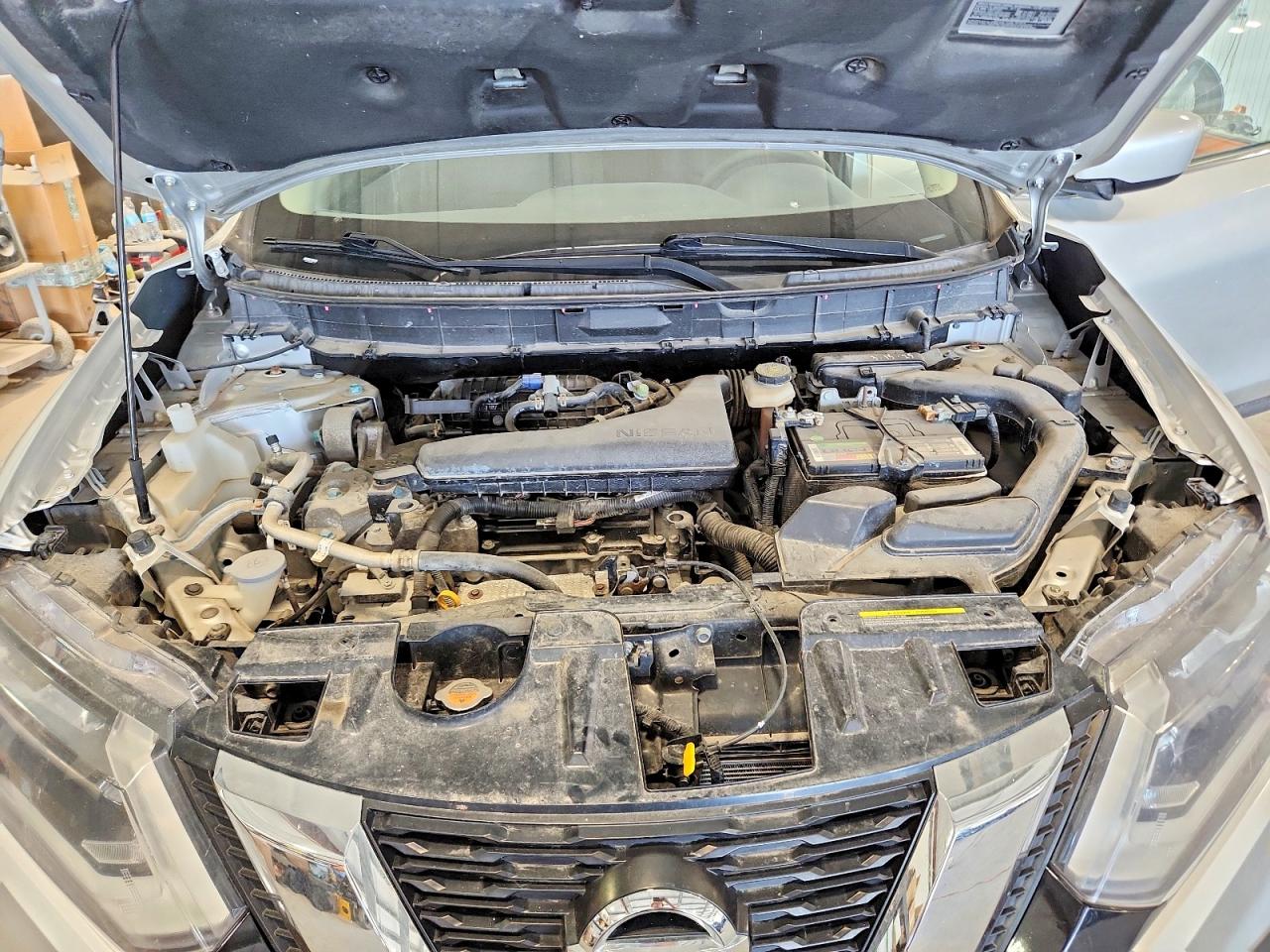 Nissan Rogue S