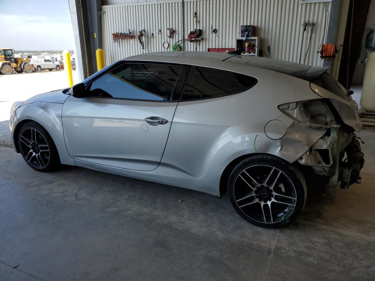 Hyundai VELOSTER
