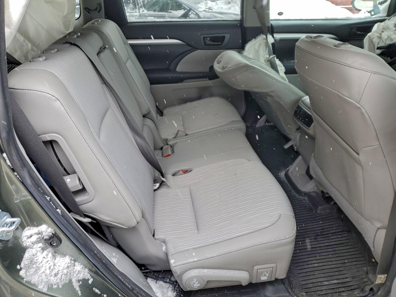 Toyota Highlander Le