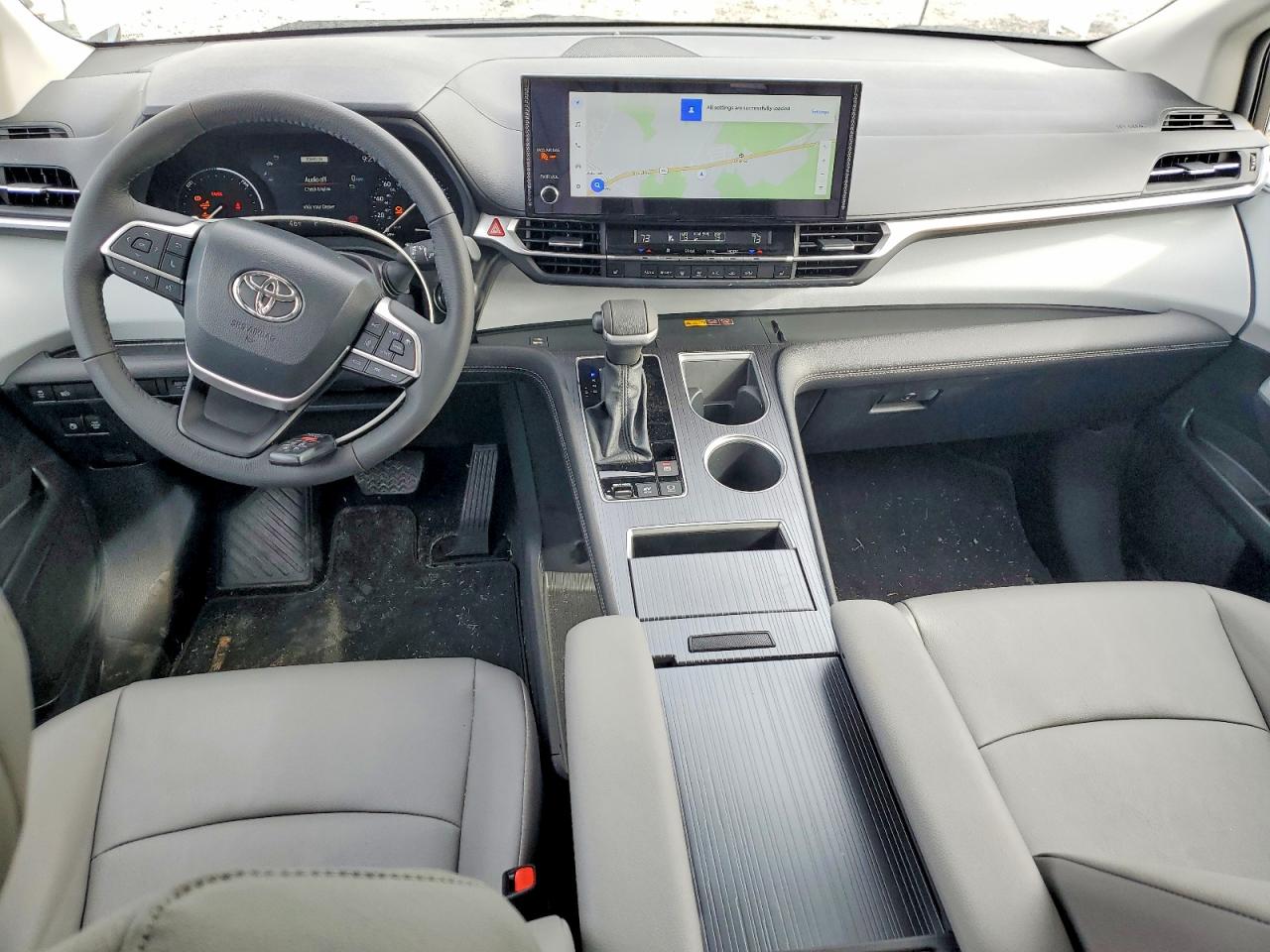 Toyota Sienna Xle 8-passenger