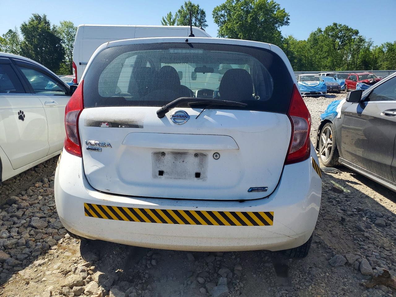 Nissan Versa S Plus