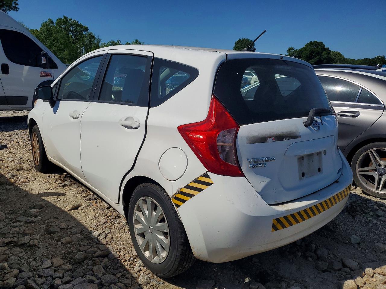 Nissan Versa S Plus