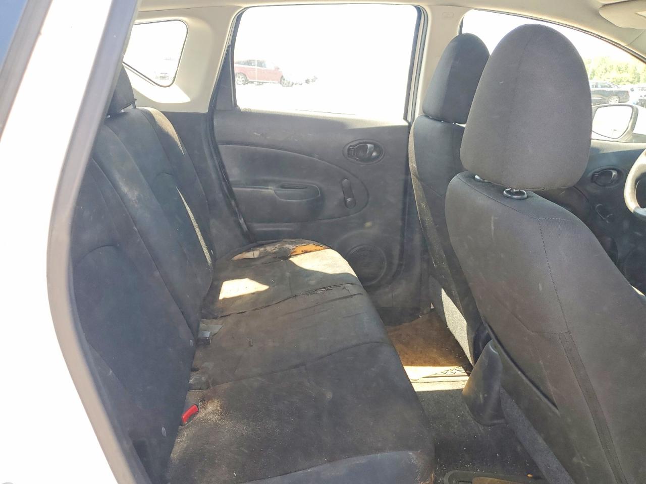 Nissan Versa S Plus