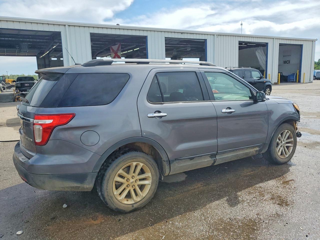Ford Explorer Xlt