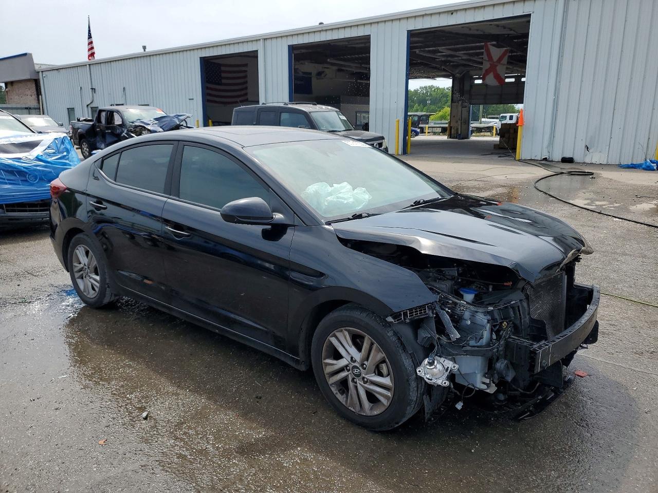 Hyundai ELANTRA Value Edition