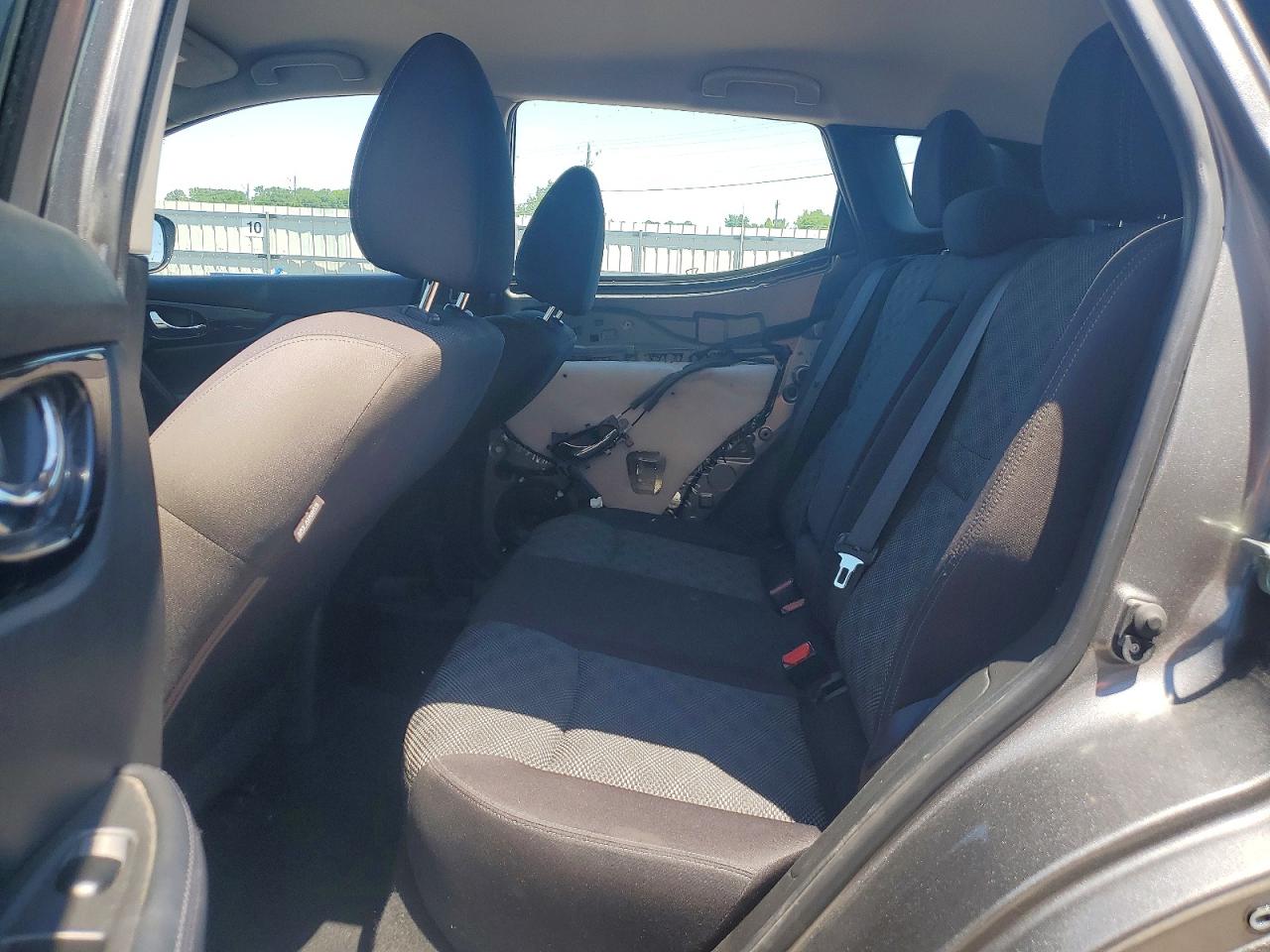Nissan Rogue Sv