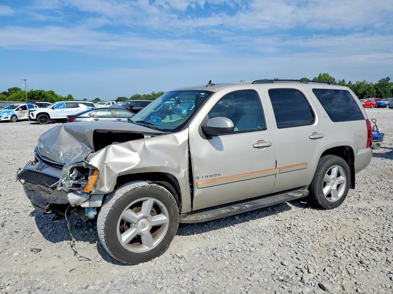 Salvage Chevrolet Tahoe Image