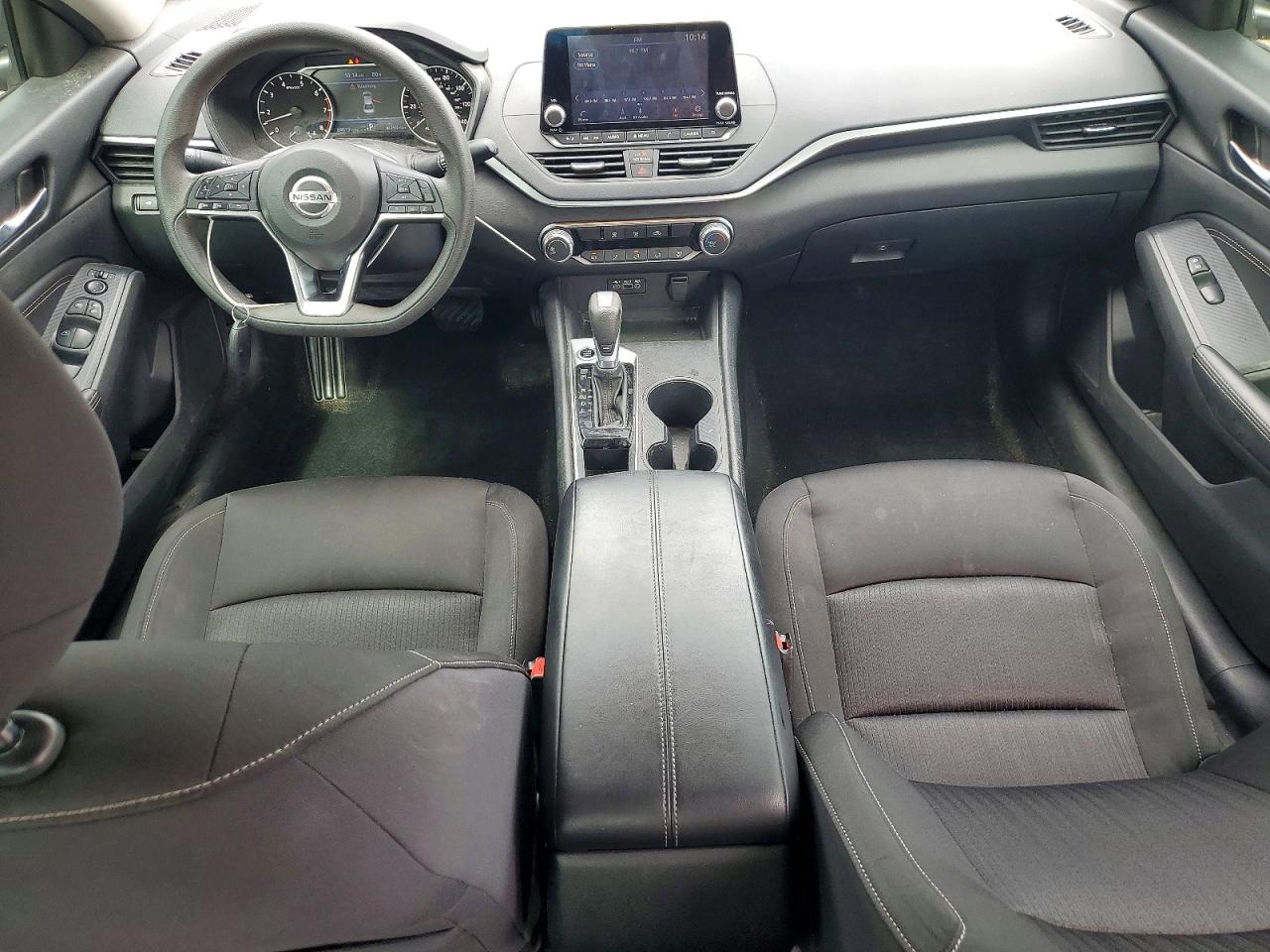 Nissan Altima S