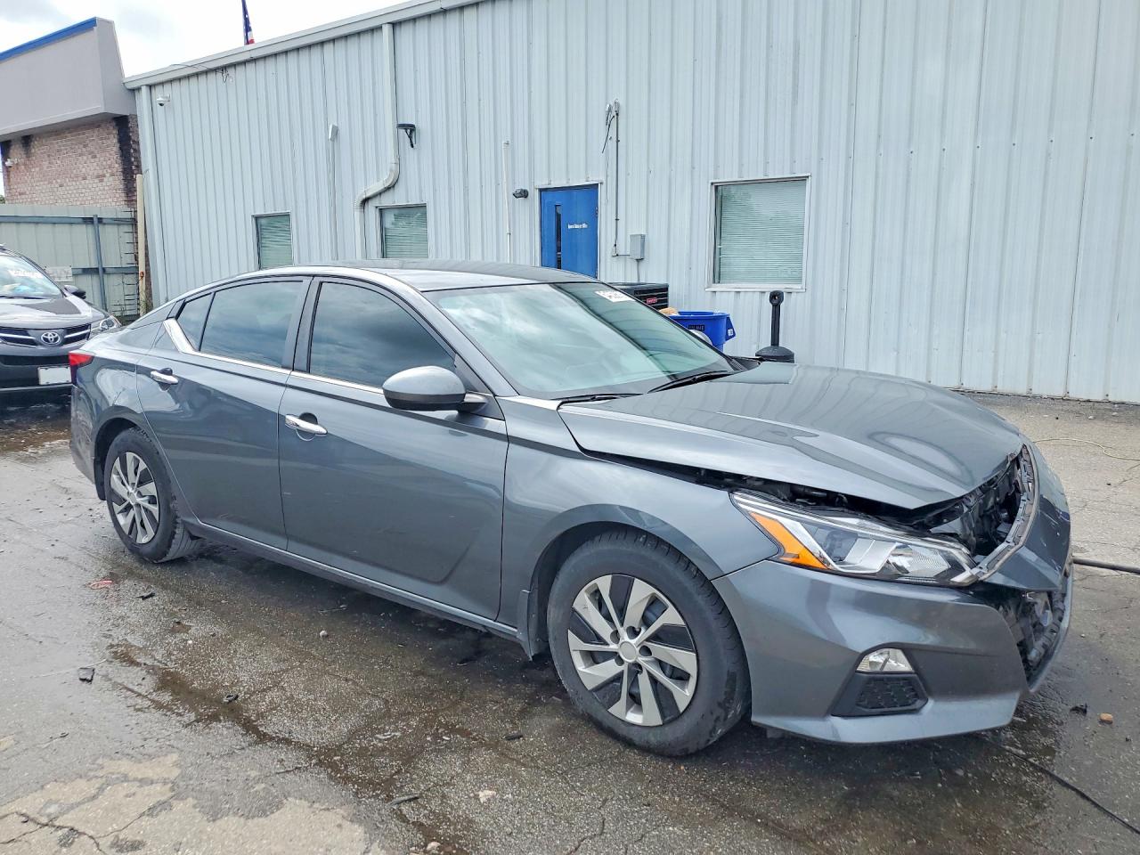 Nissan Altima S