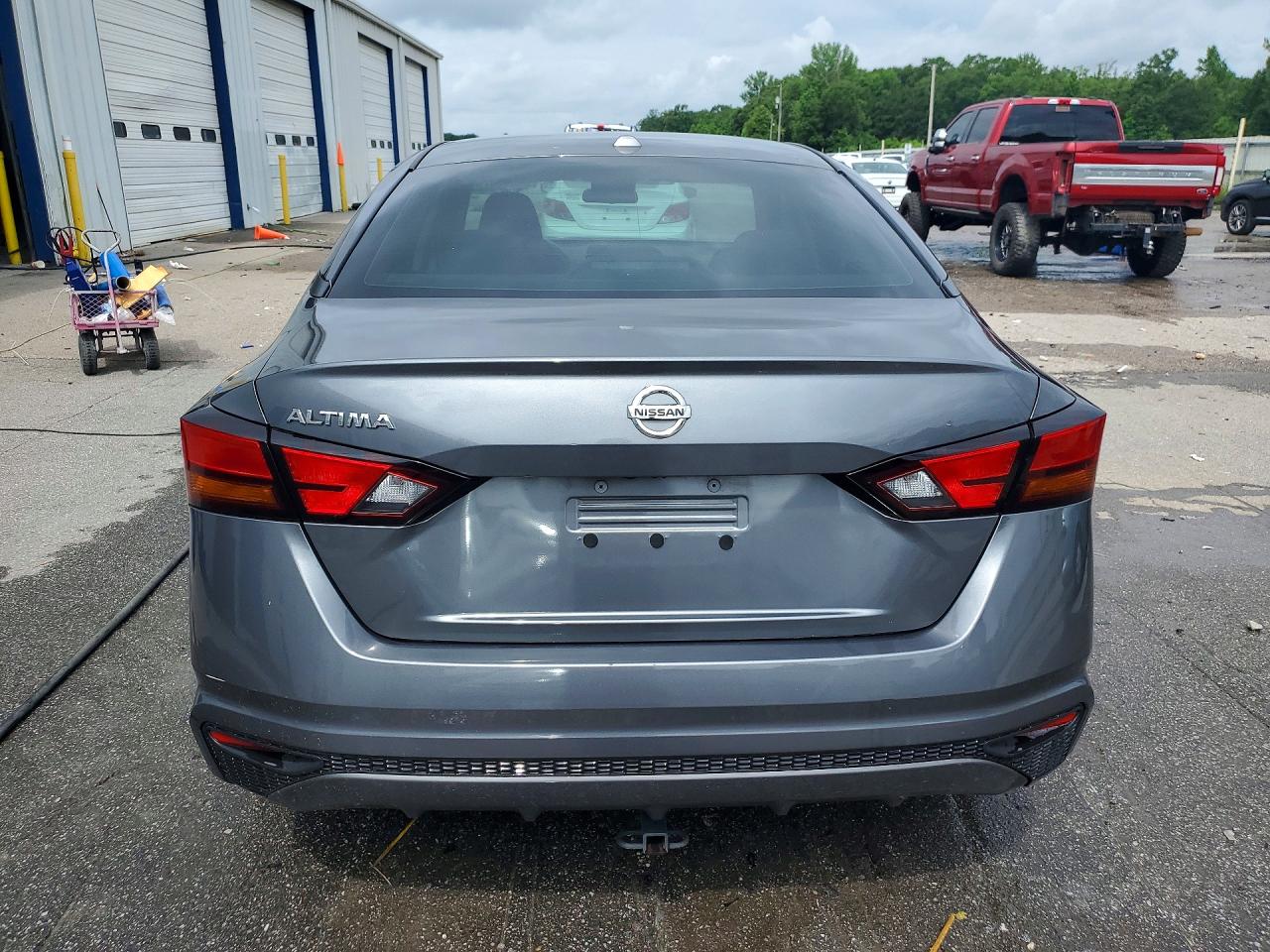 Nissan Altima S