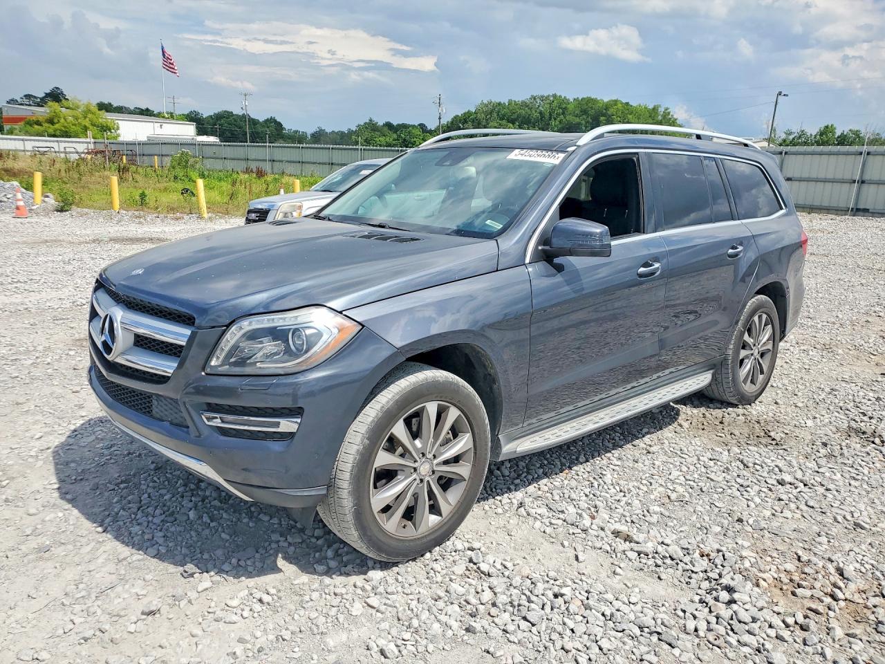 Salvage Mercedes-Benz G-Class Image