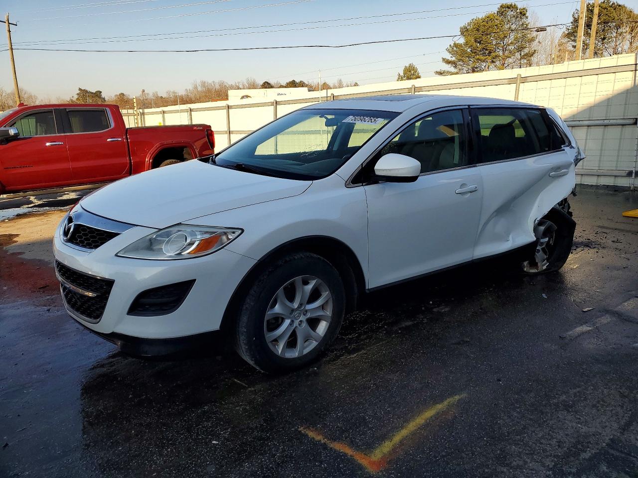 Salvage Mazda Cx Image