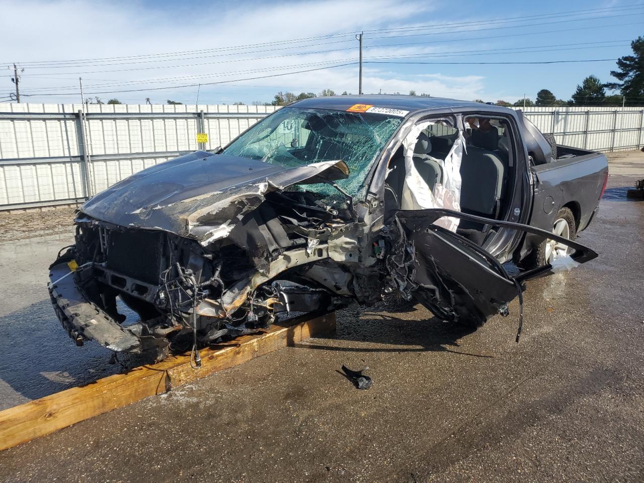 Salvage Ram 1500 Image
