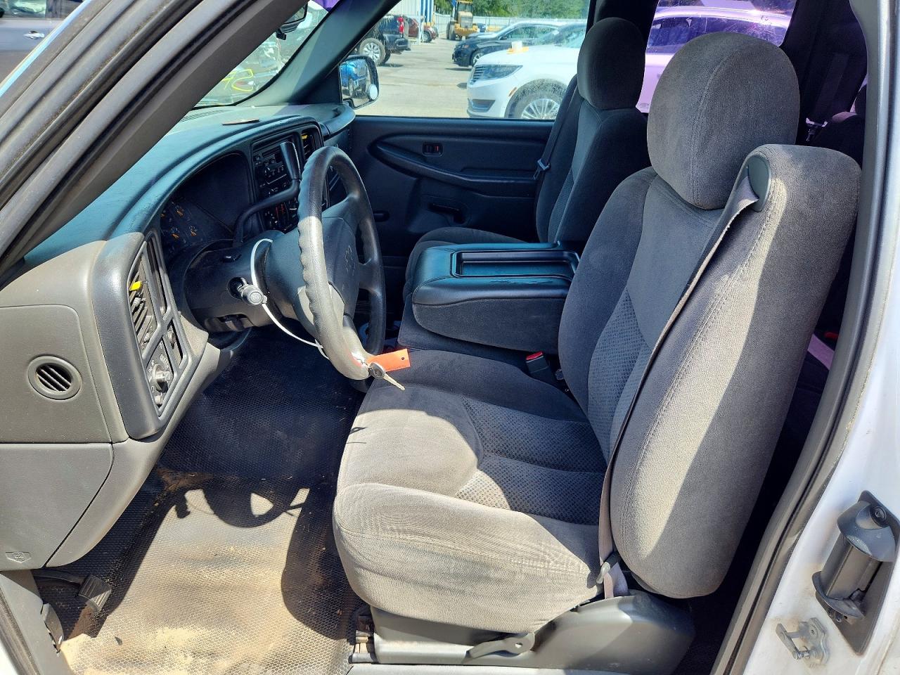 Chevrolet Silverado C1500 Classic