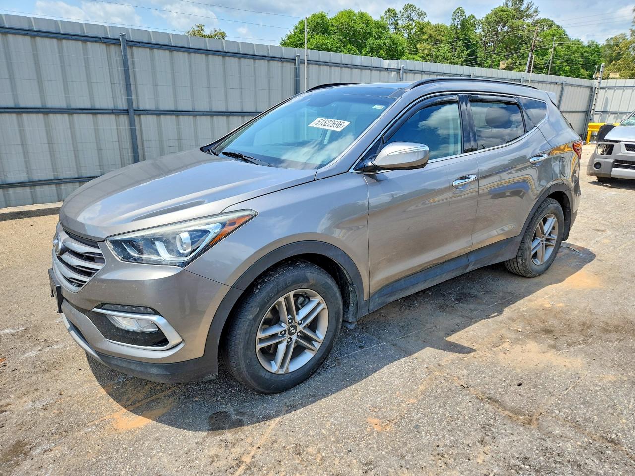 Salvage Hyundai SANTA FE Image
