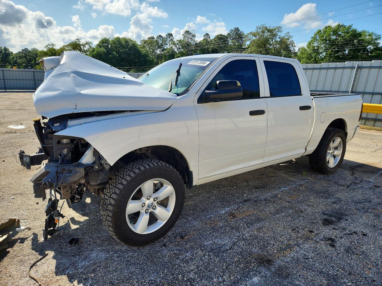 Salvage Ram 1500 Image