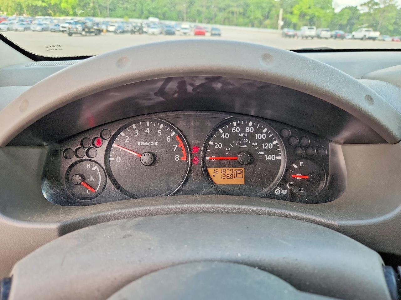 Nissan Frontier S