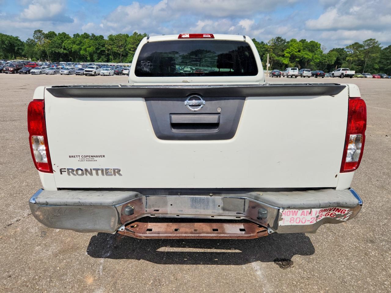 Nissan Frontier S