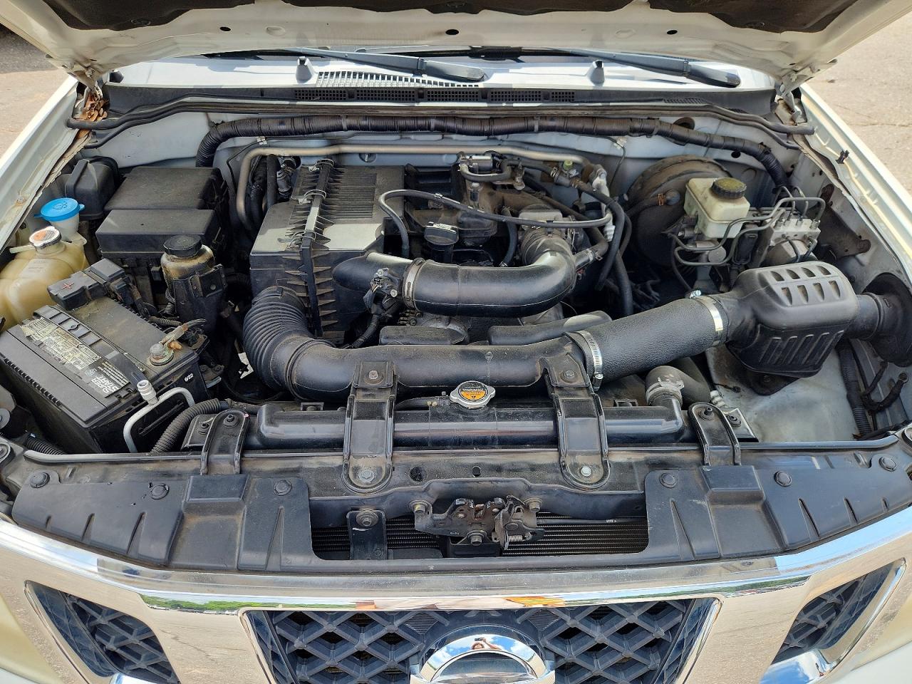 Nissan Frontier S