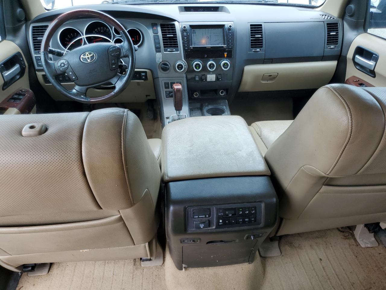 Toyota Sequoia Platinum