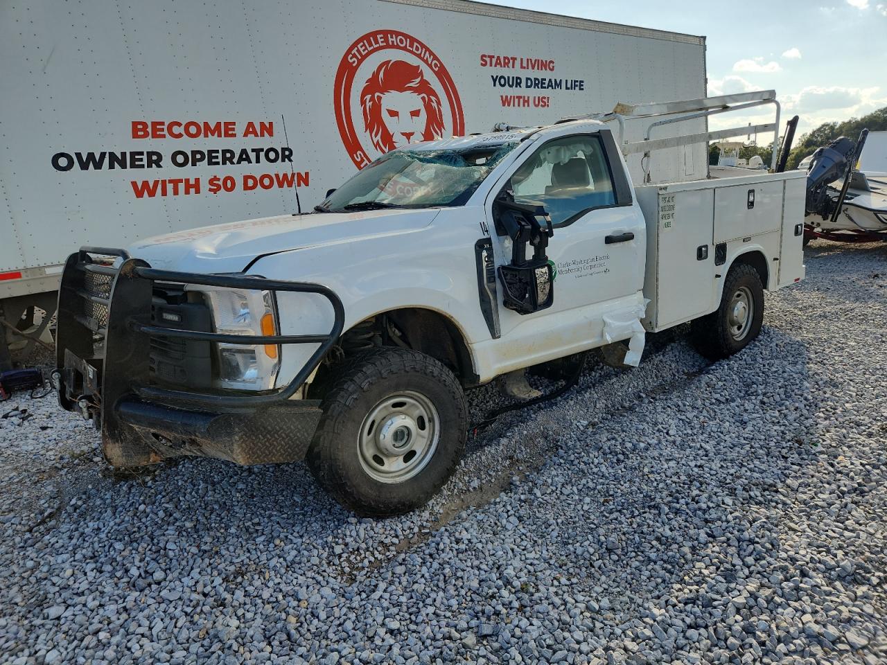 Salvage Ford F-250 Image