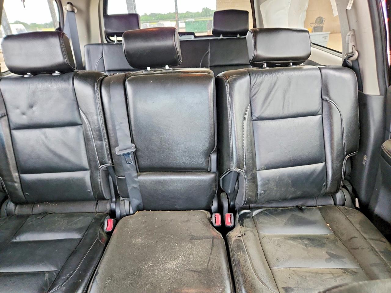 Nissan Armada Se