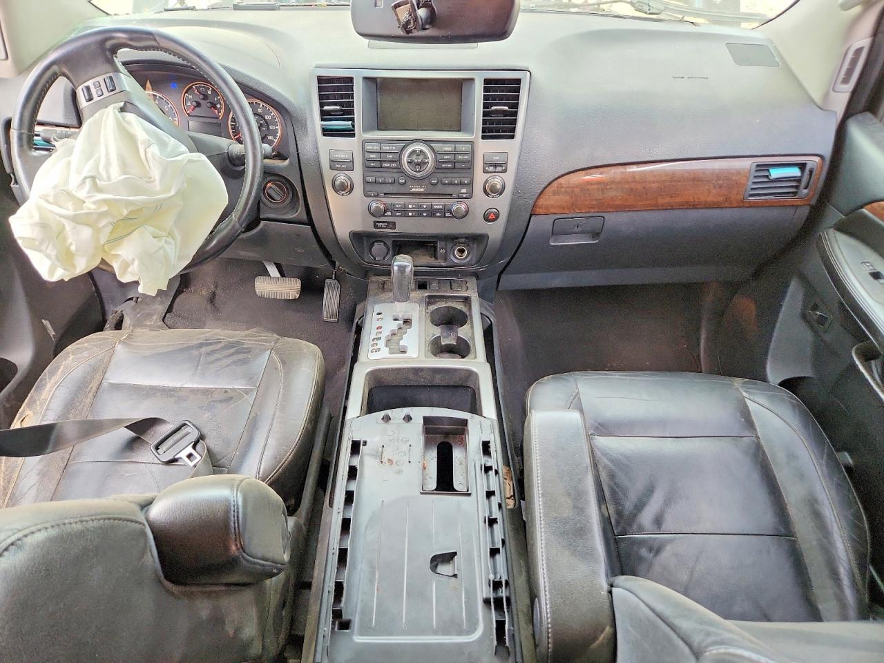 Nissan Armada Se