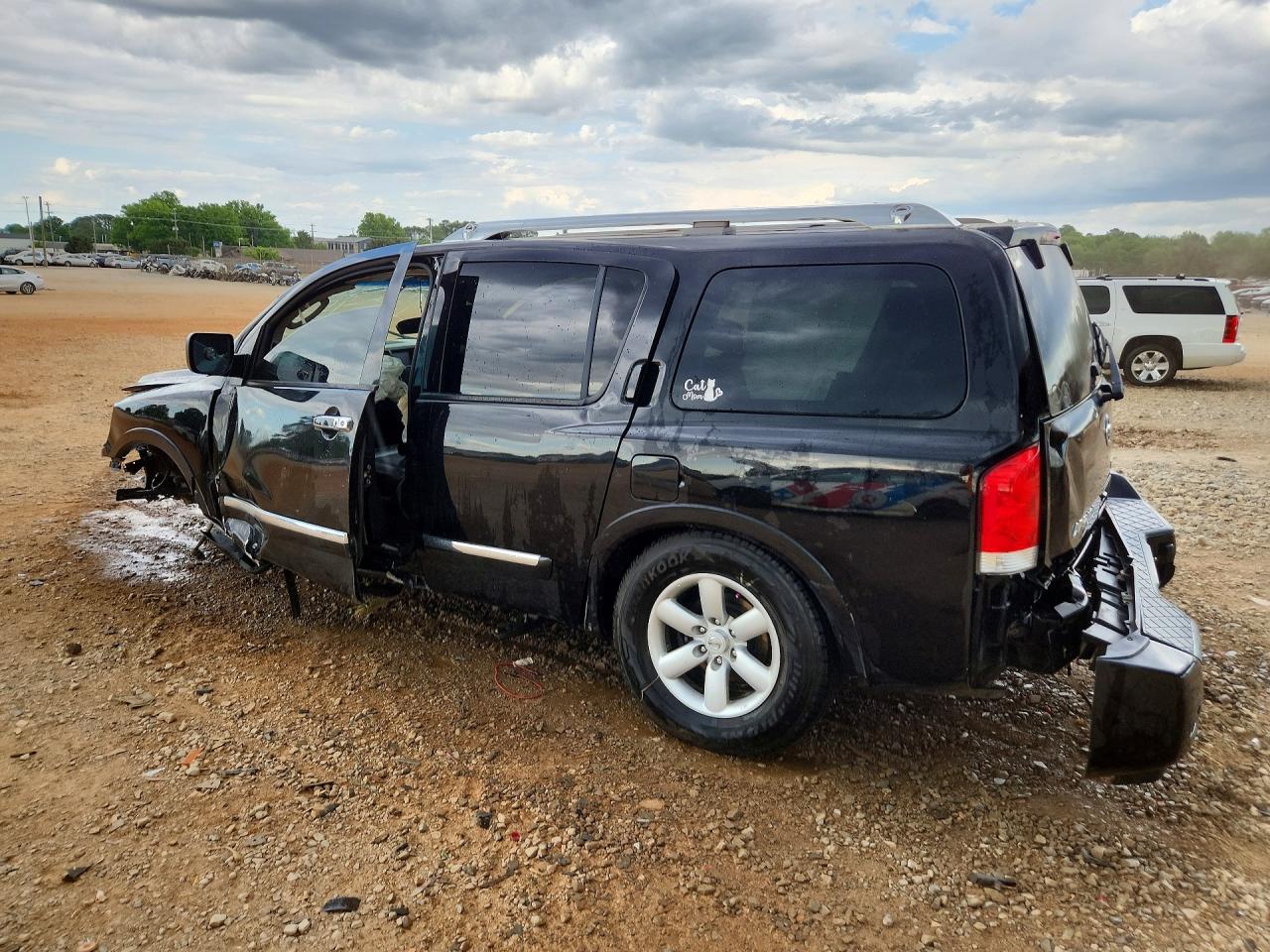 Nissan Armada Se