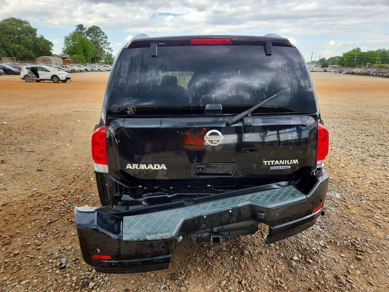 Nissan Armada Se