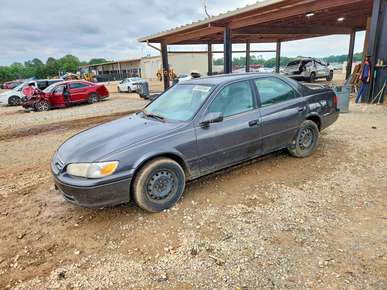 Salvage Toyota Camry Image