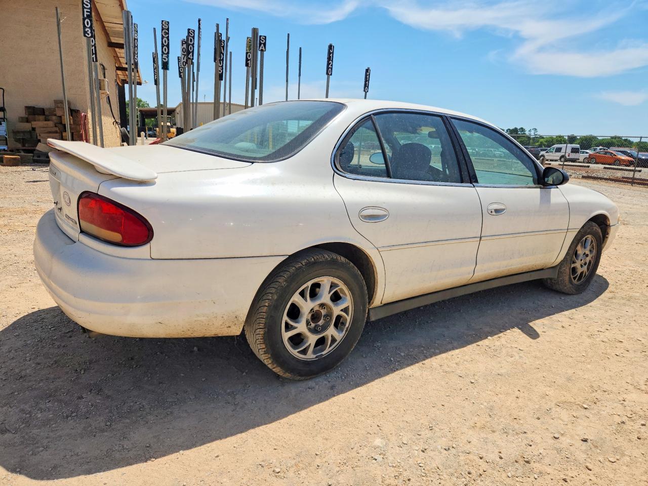 Oldsmobile Intrigue Gx