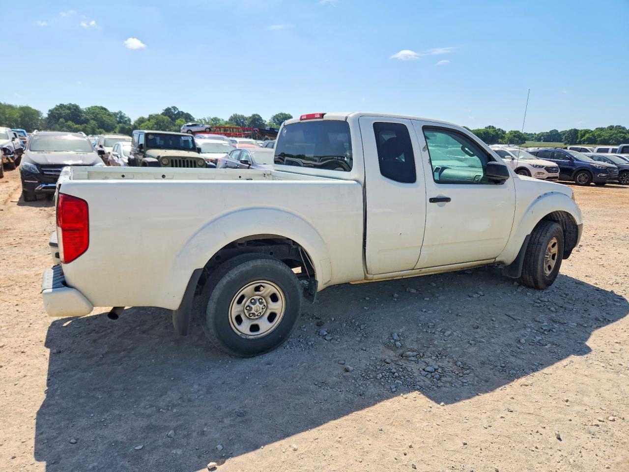 Nissan Frontier S