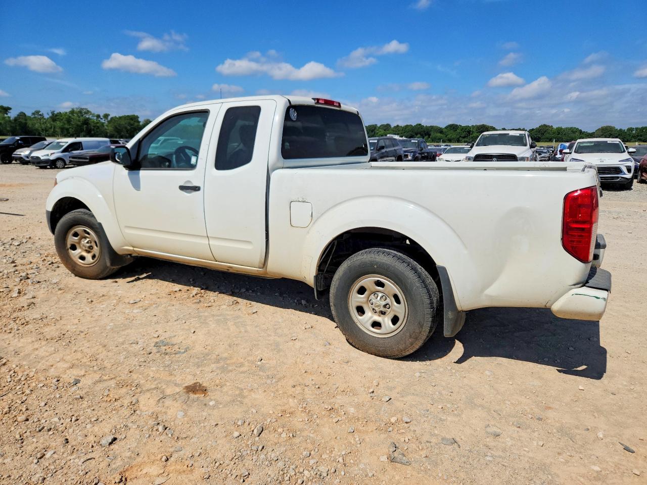 Nissan Frontier S