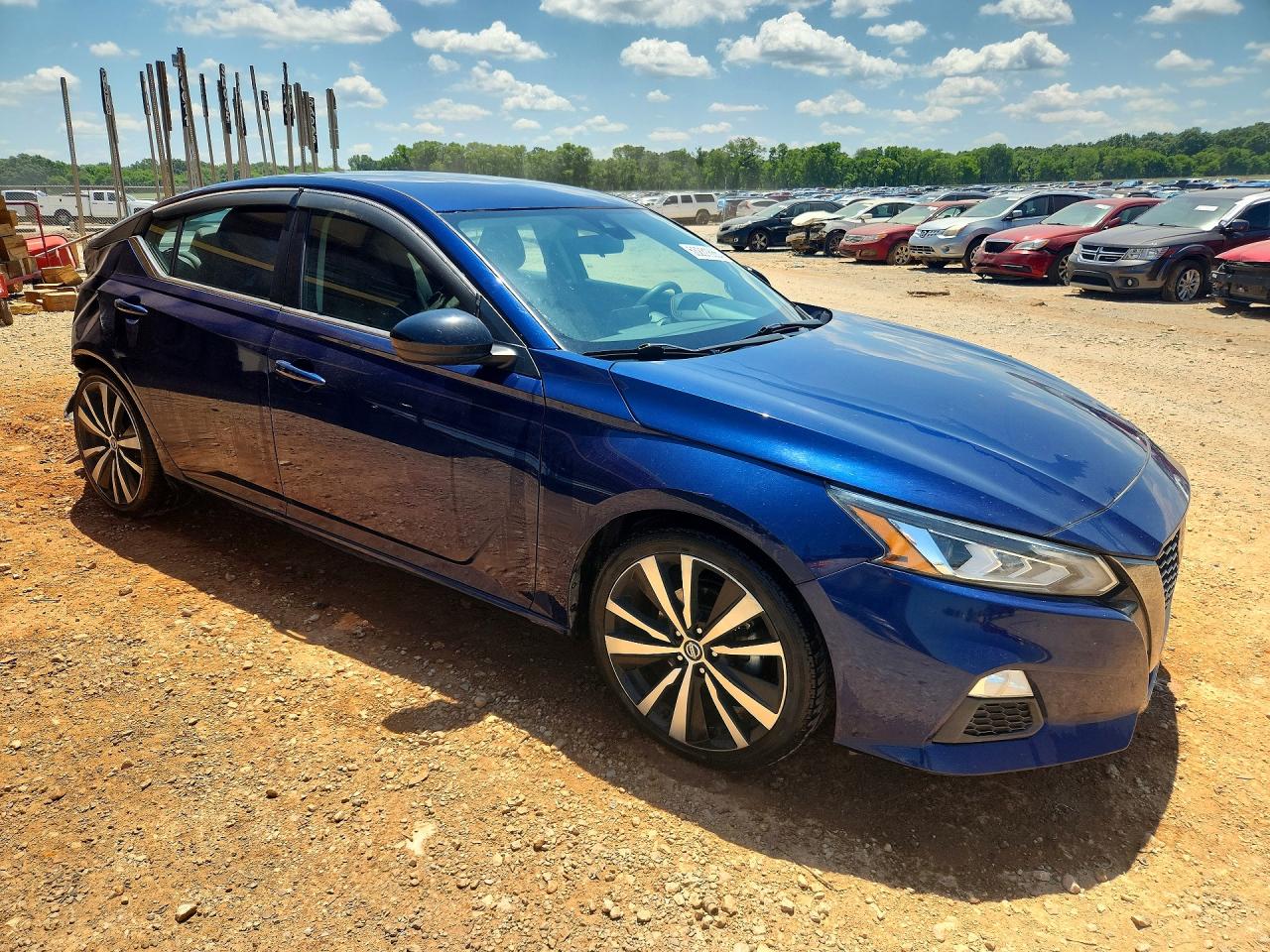 Nissan Altima Sr