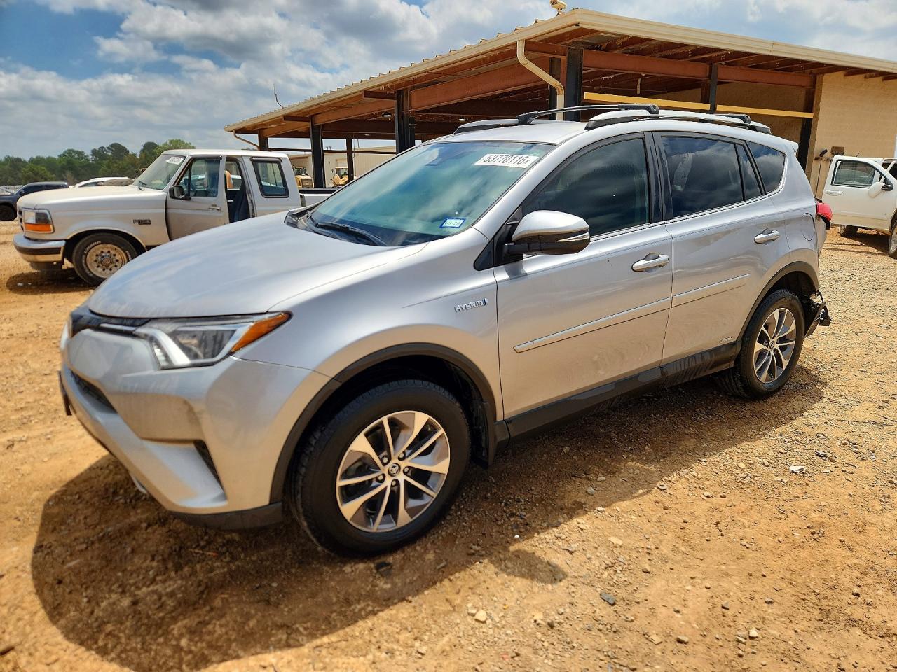 Salvage Toyota RAV4 Image