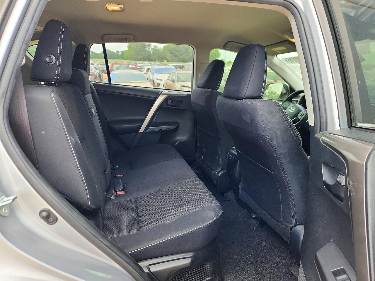 Toyota RAV4 Le
